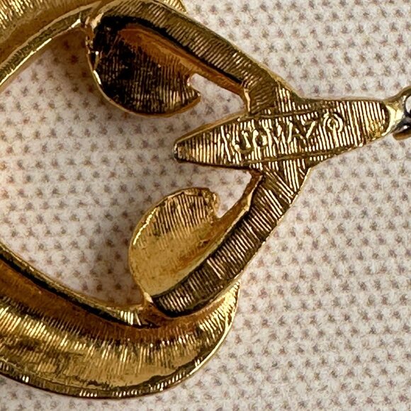 Vintage Jomaz Gold Heart Pendant 1.5" Joseph Mazer - Picture 5 of 5